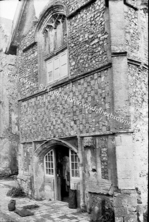 CLUNIDE PRIORY PORTERS LODGE